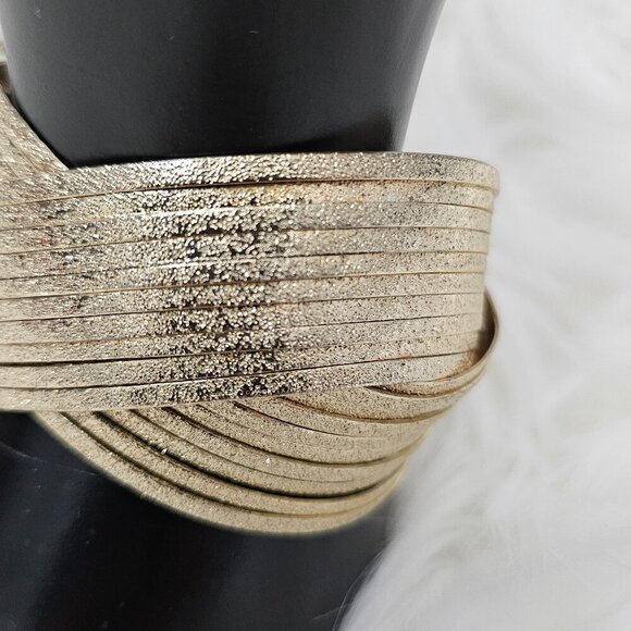 Vintage Crisscross Shimmer Gold Tone Wide Chunky Statement Cuff Bracelet - Picture 2 of 6